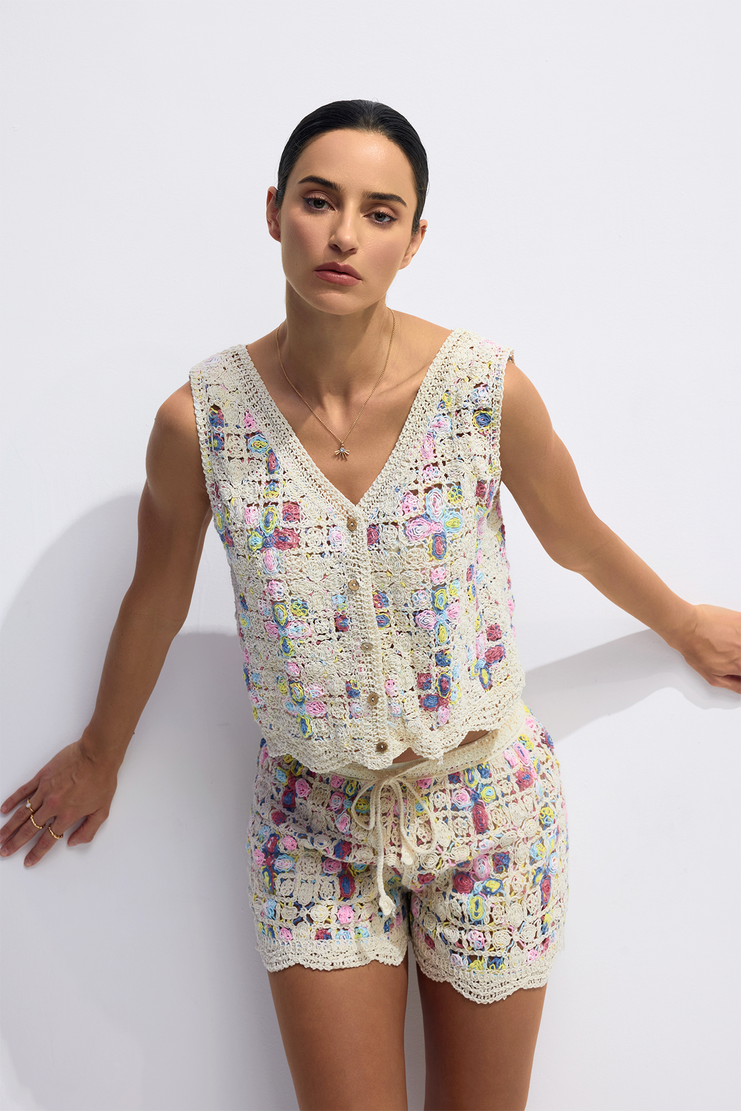 Joan V-neck Scallop Trim Vest & Shorts Set